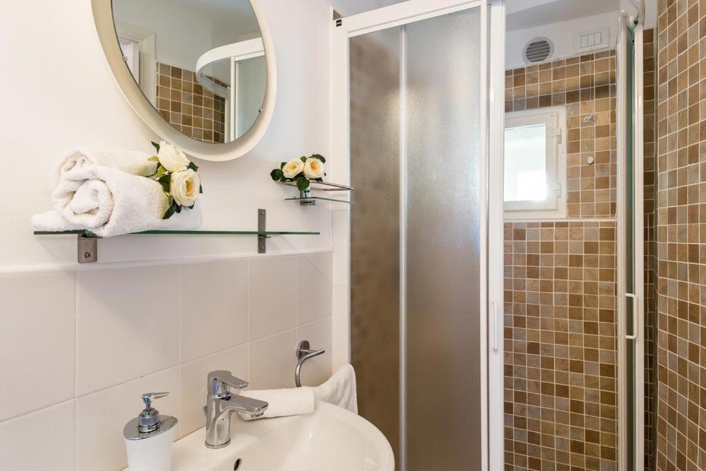 Lyon Apartment Anfiteatro Square, 루카 외부 사진
